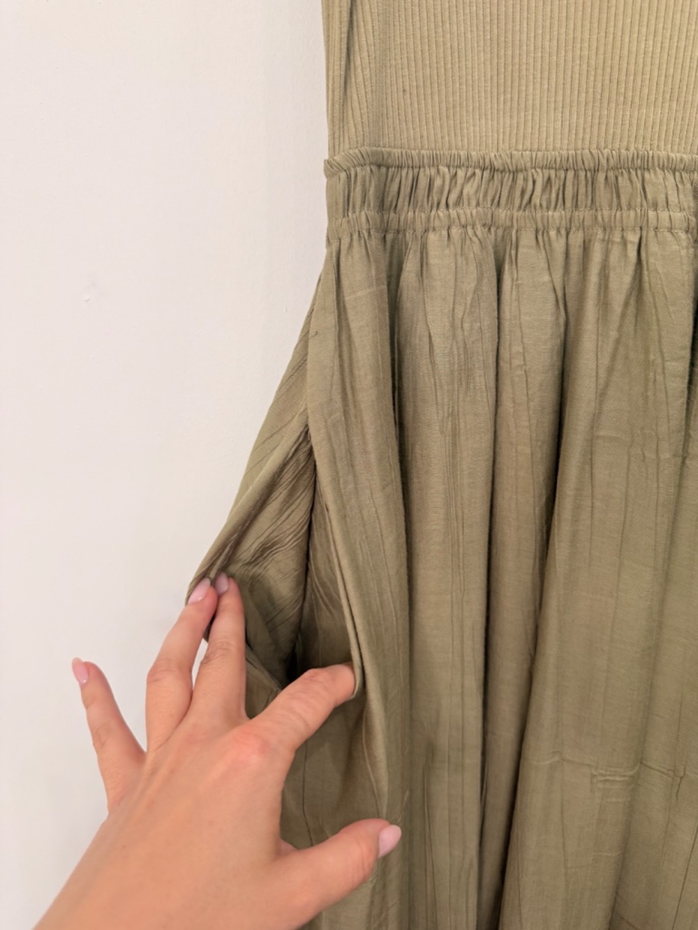 Rachel Zoe Olive Green Ribbed Tank Midi Dress with Pockets Women's Medium - Picture 3 of 5
